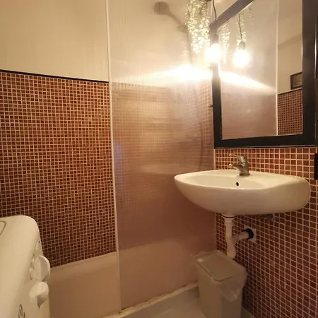 Casa Da Rua * لاغوس